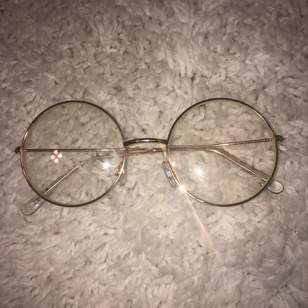 Round glasses